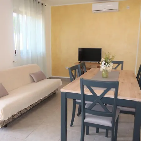 Fortica By Interhome *